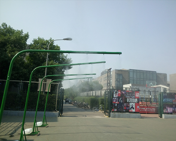 人工喷雾 人工喷雾