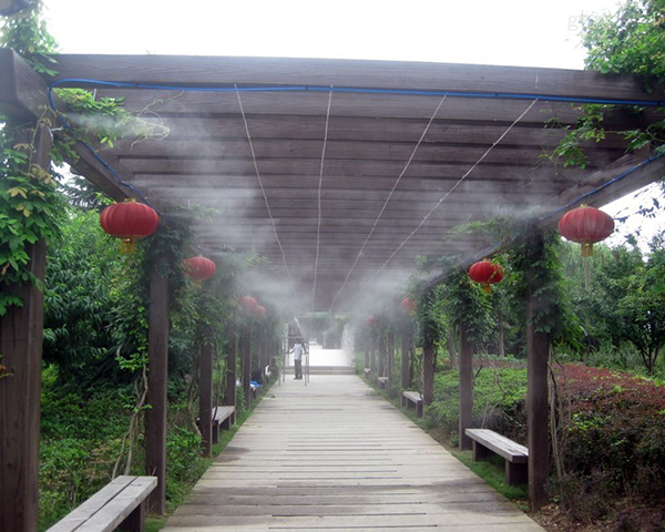 人工喷雾 人工喷雾